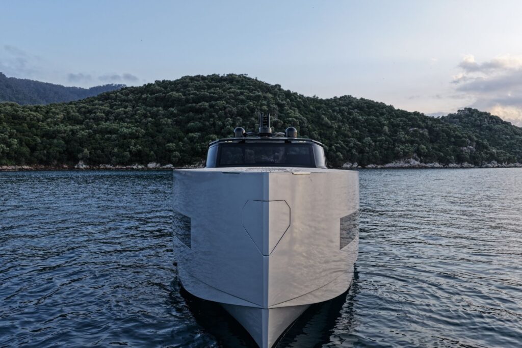 renda-yachts-ren62-gallery (1)